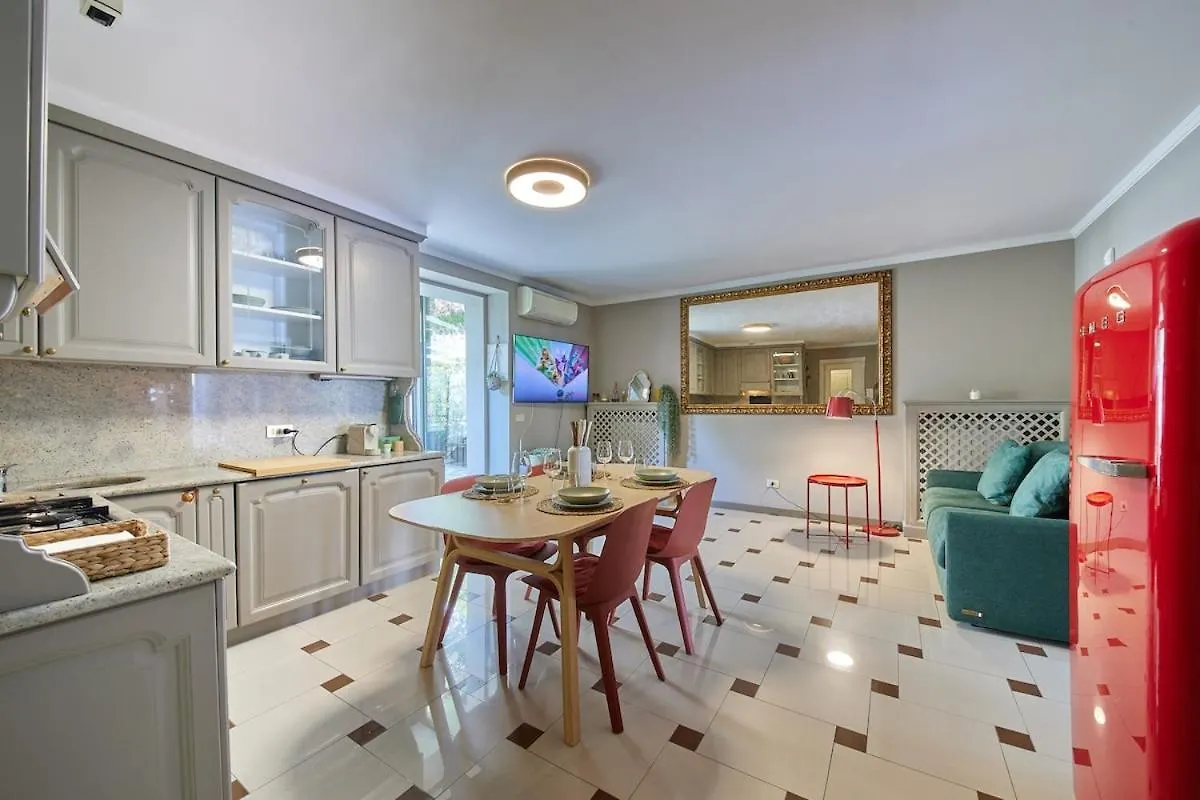 Navigli - Appartamento Di Classe Con Terrazza Milaan 0*,